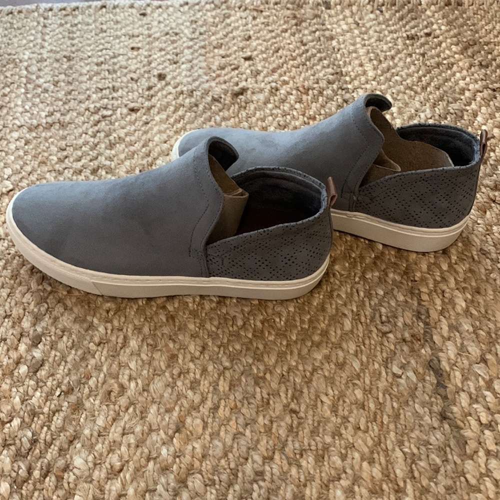 Dr. Scholl’s Gray Be Free ankle Sneaker